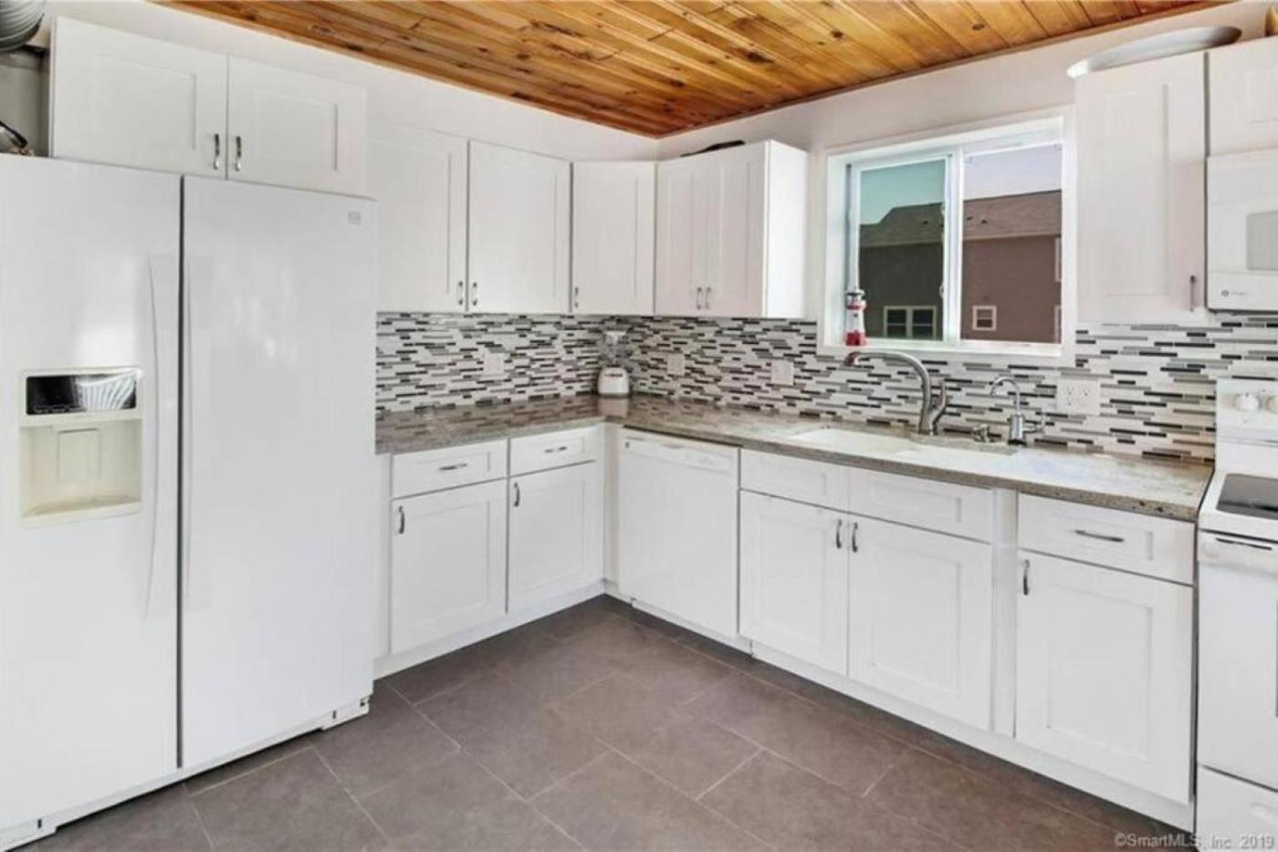 Cozy Beach - Direct Waterfront! East Haven Exterior photo